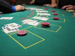 Studio live dealer evototo dengan multiple camera angles untuk tarung mesin